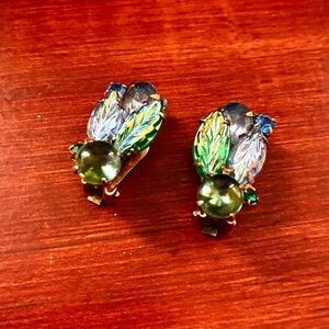 Vintage Prong set Molded leaf Glass, Rhinestones Earrings Iridescent Blue Green